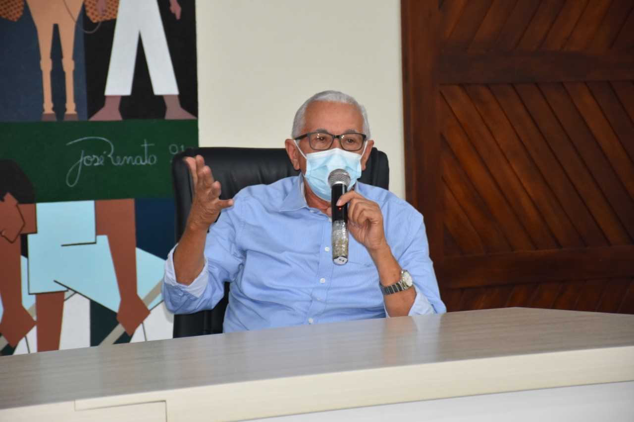 Camacã: Secretário do Estado Josias Gomes visita Camacã e assina convênios com o CIMA